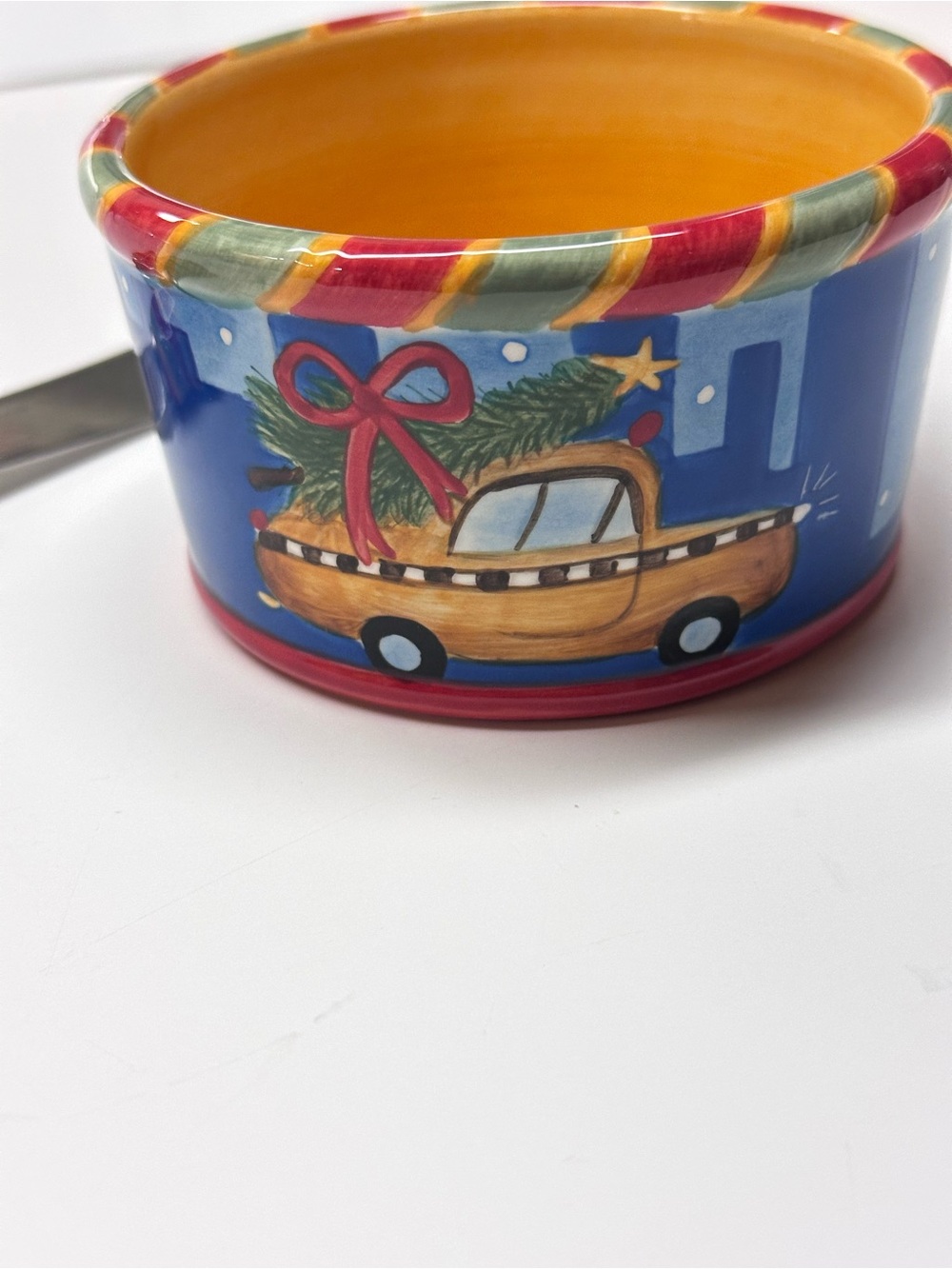 Sango 2-piece Christmas in the City Ceramic Dip/Mix set with spreading knife - Picture 4 of 8